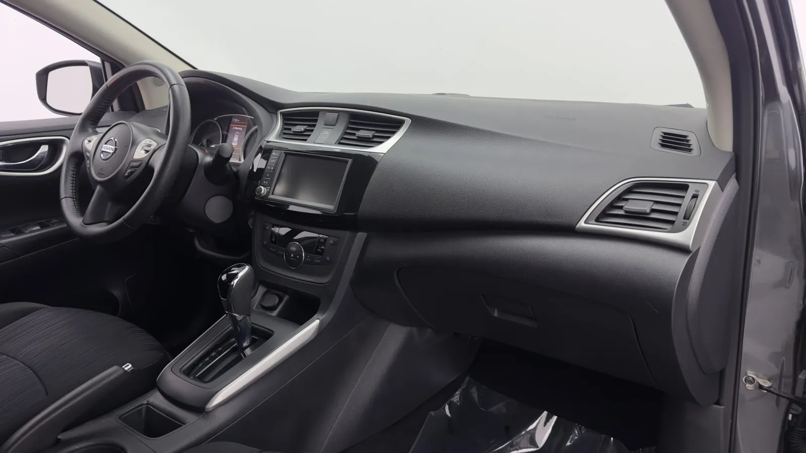 Nissan Sentra photo 29