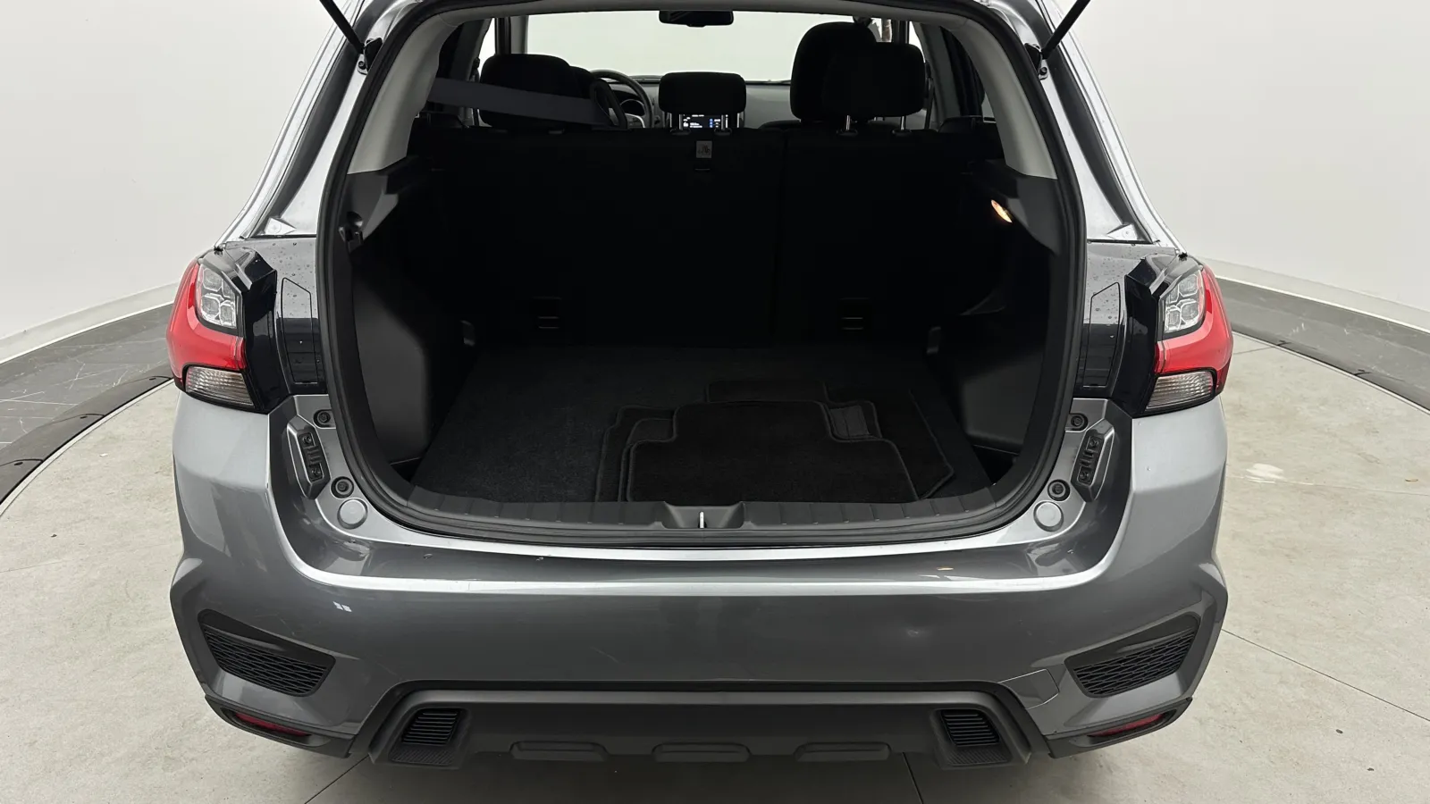 Mitsubishi Outlander Sport photo 25