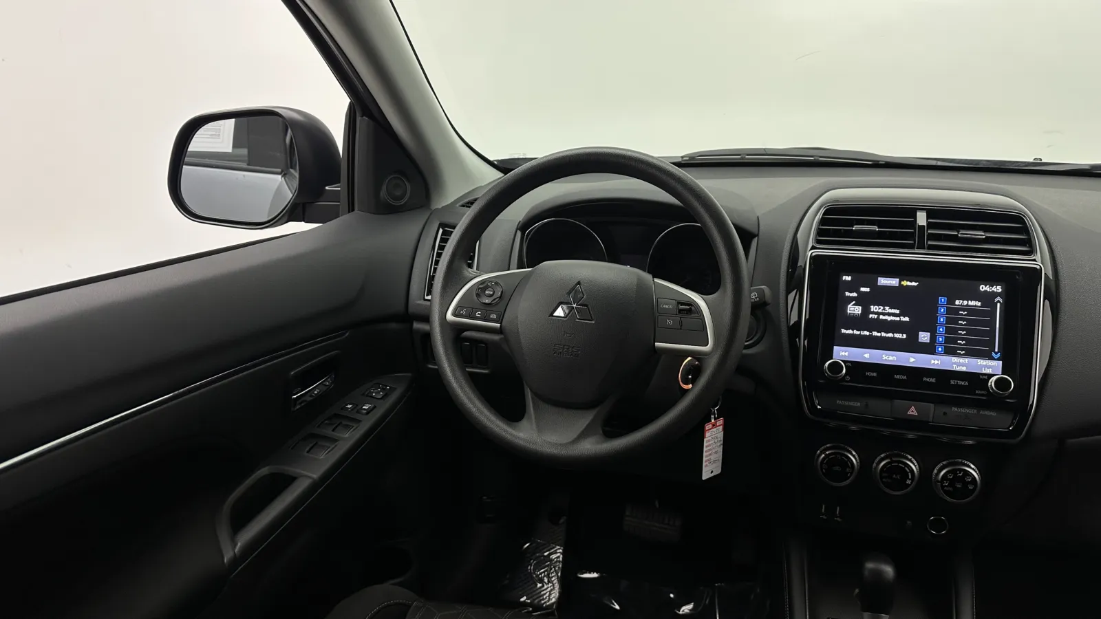 Mitsubishi Outlander Sport photo 22