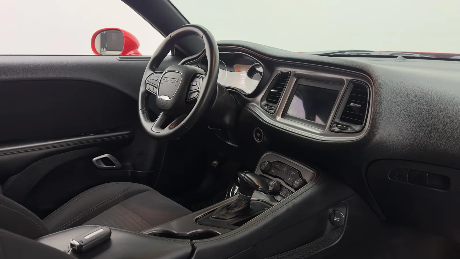 Dodge Challenger photo 27