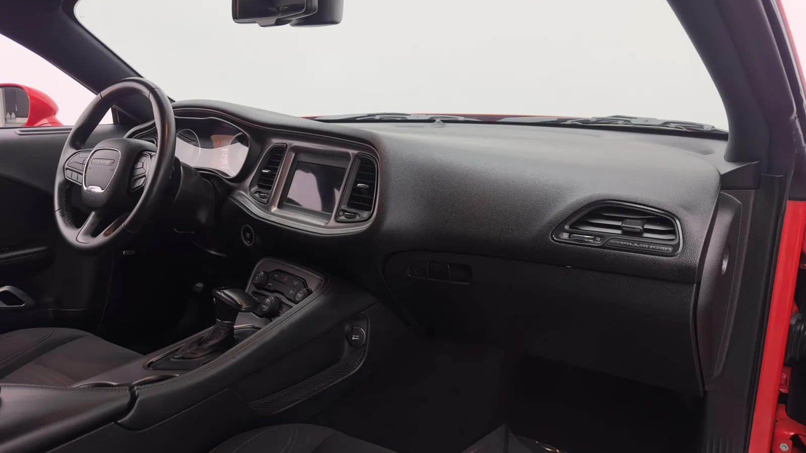 Dodge Challenger photo 29