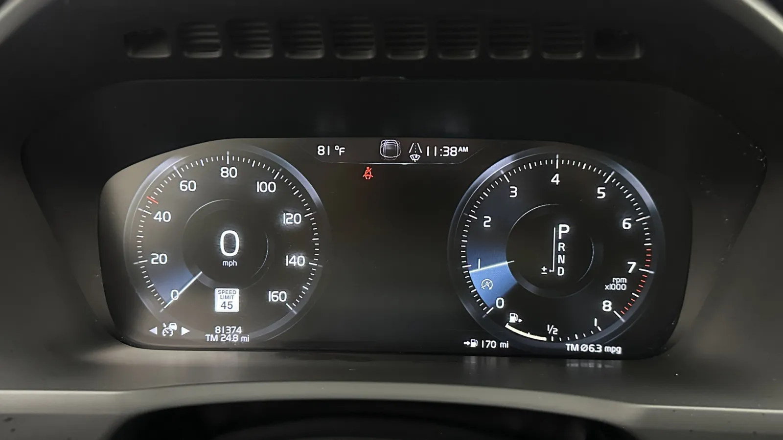 Volvo XC90 photo 20