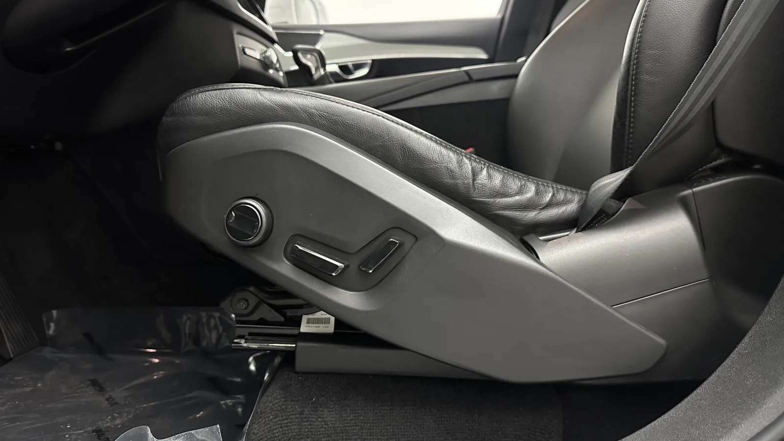 Volvo XC90 photo 15