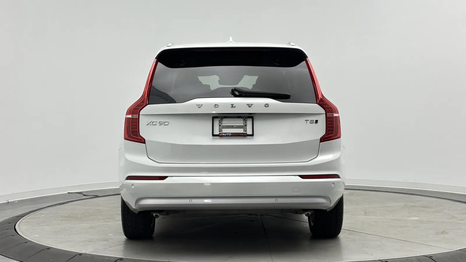 Volvo XC90 photo 7