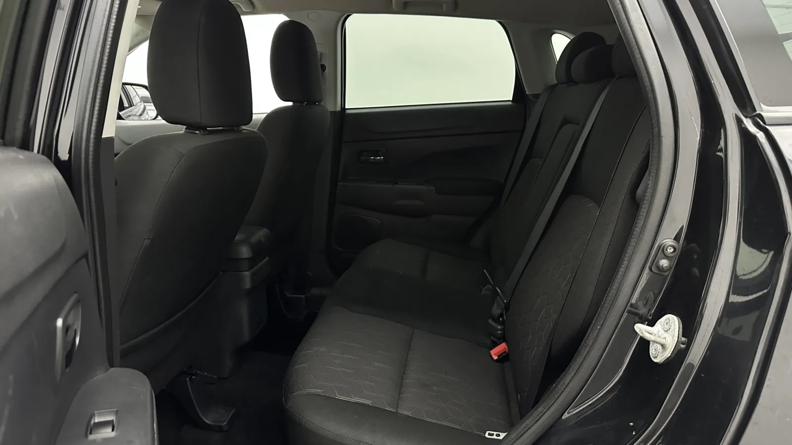 Mitsubishi Outlander Sport photo 21