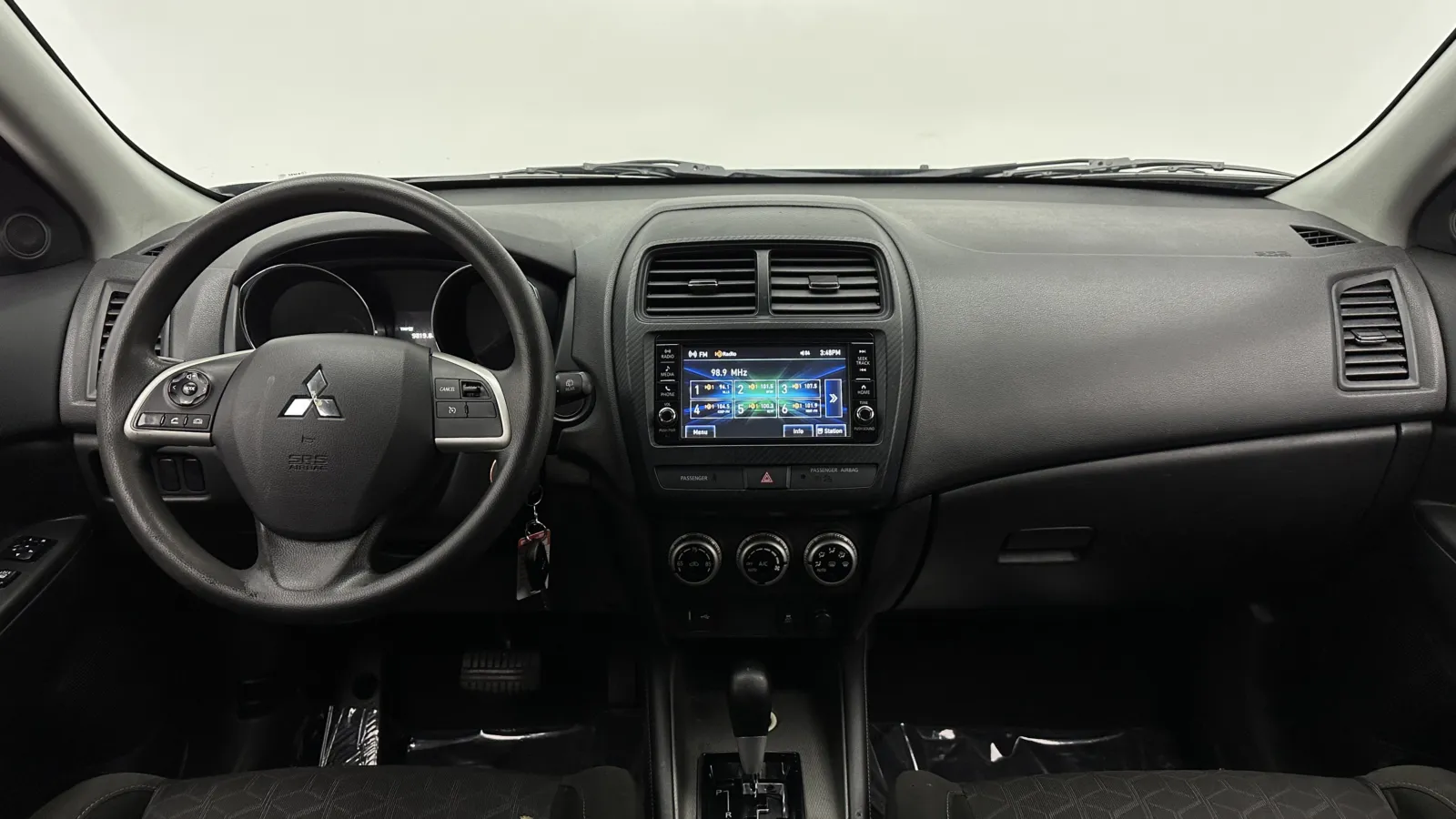 Mitsubishi Outlander Sport photo 25