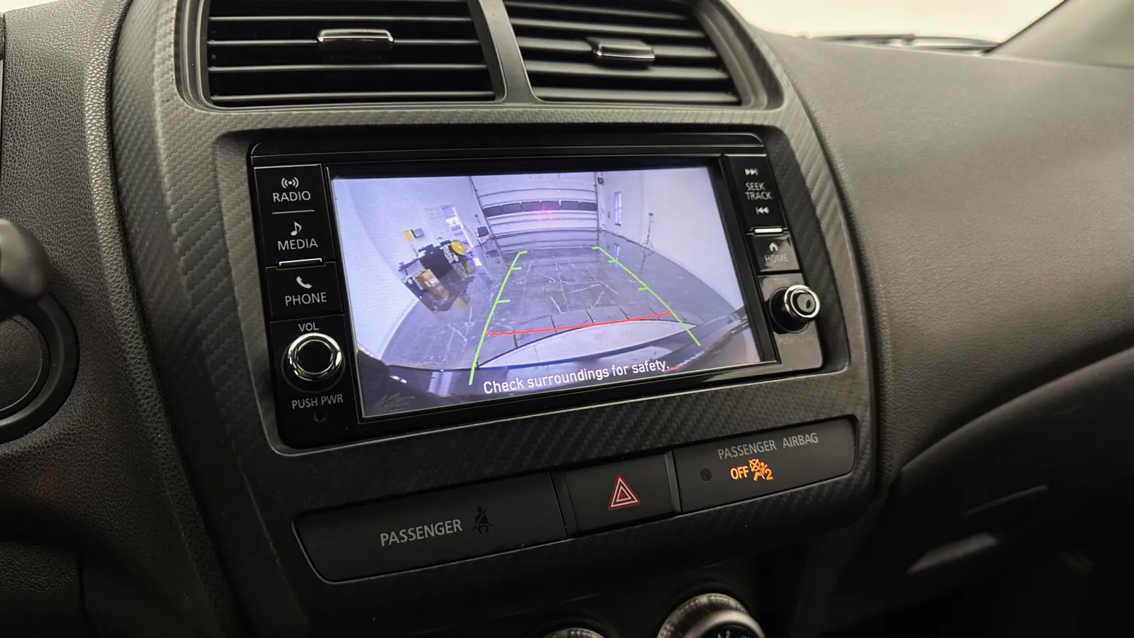 Mitsubishi Outlander Sport photo 17
