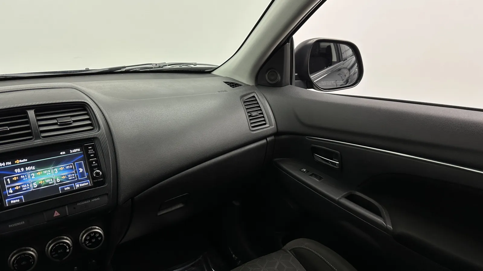 Mitsubishi Outlander Sport photo 26