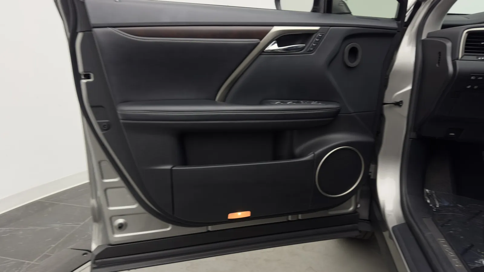 Lexus RX photo 10