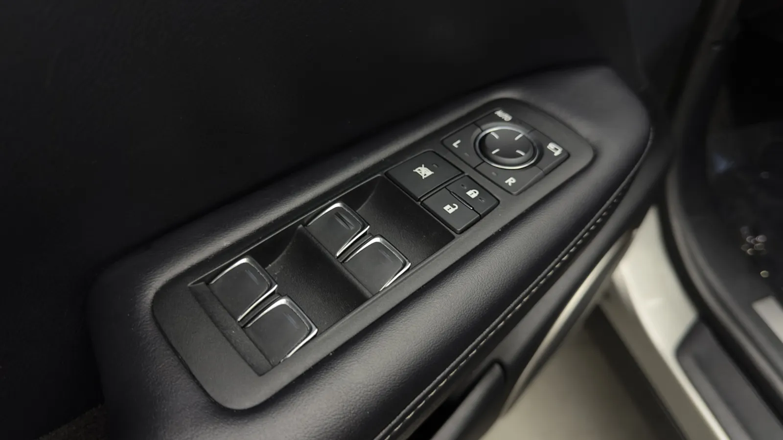 Lexus RX photo 12