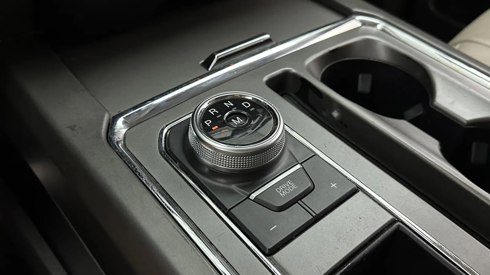 Ford Expedition MAX photo 17