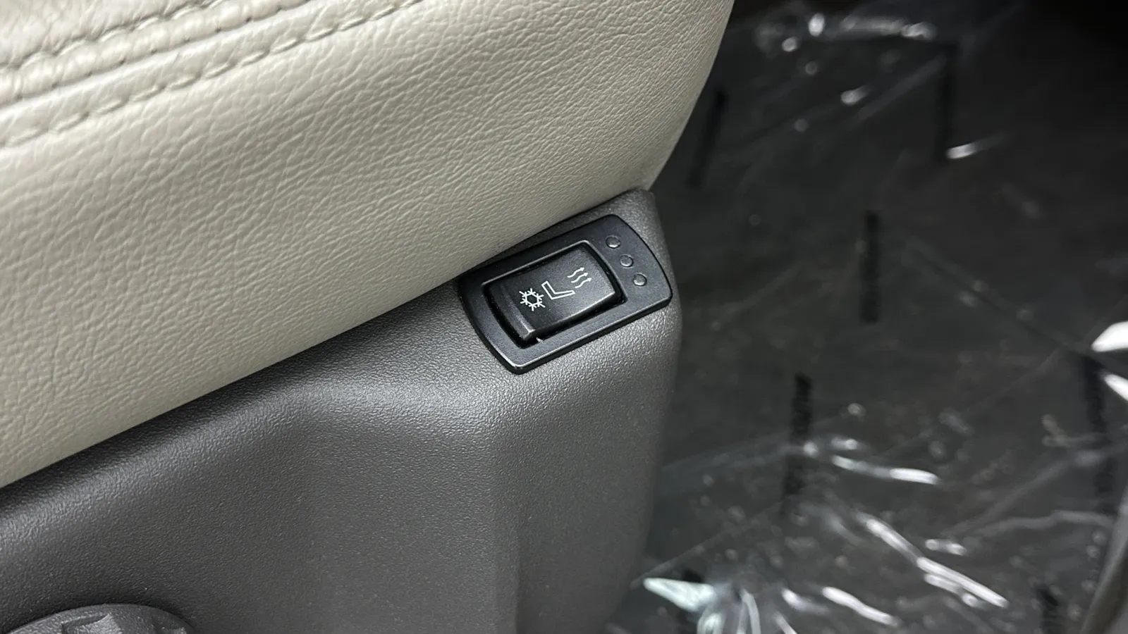 Ford Expedition MAX photo 37