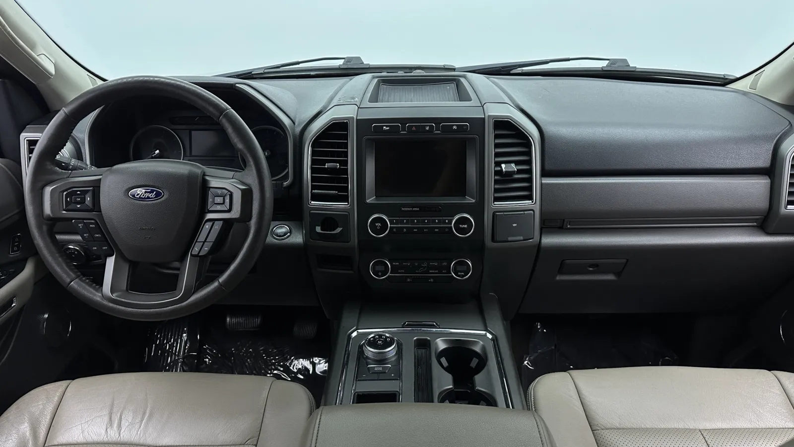 Ford Expedition MAX photo 29
