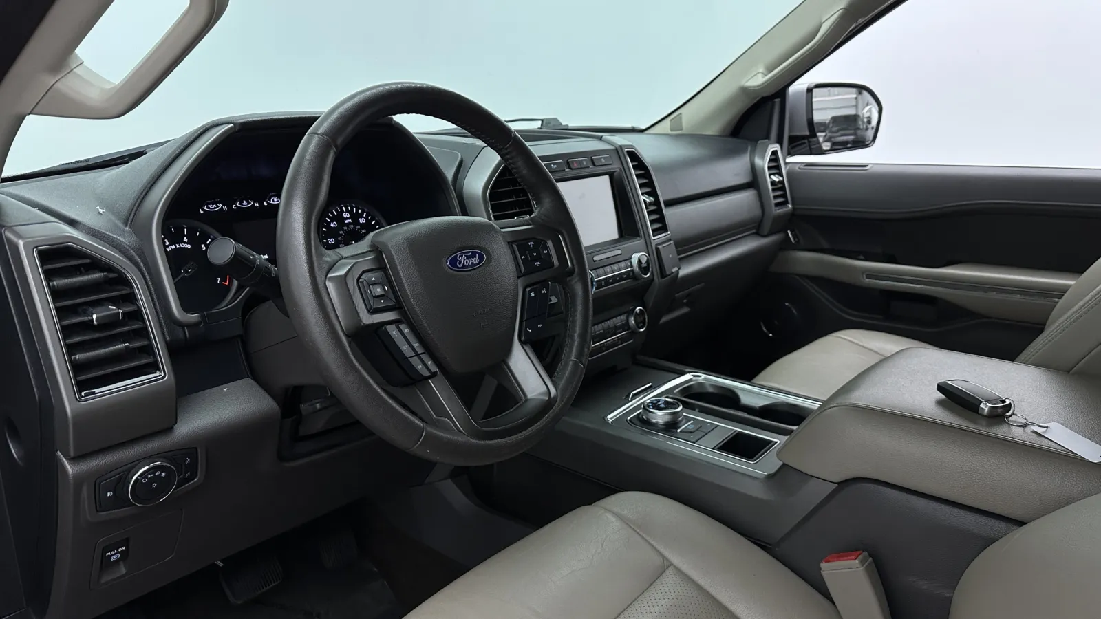 Ford Expedition MAX photo 10