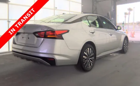 More photos of 2023 Nissan Altima 2.5 SV at Auto Boutique Florida, FL