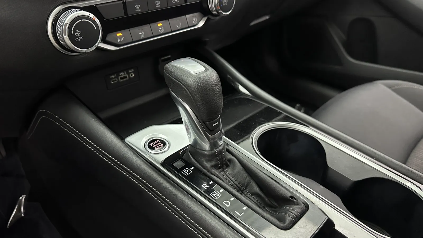 Nissan Altima photo 17