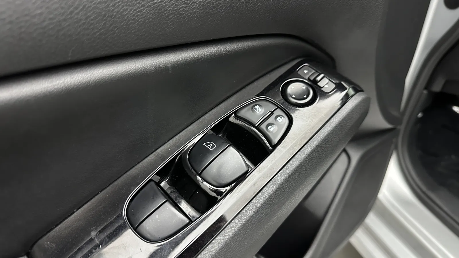 Nissan Altima photo 12
