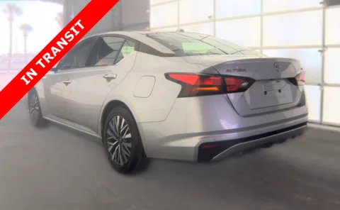 More photos of 2023 Nissan Altima 2.5 SV at Auto Boutique Florida, FL