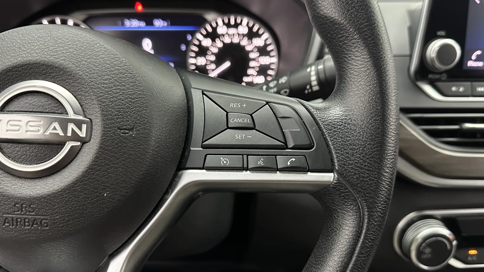Nissan Altima photo 23