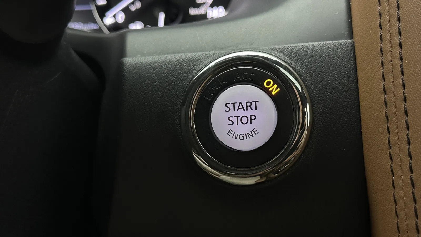 Infiniti QX80 photo 28