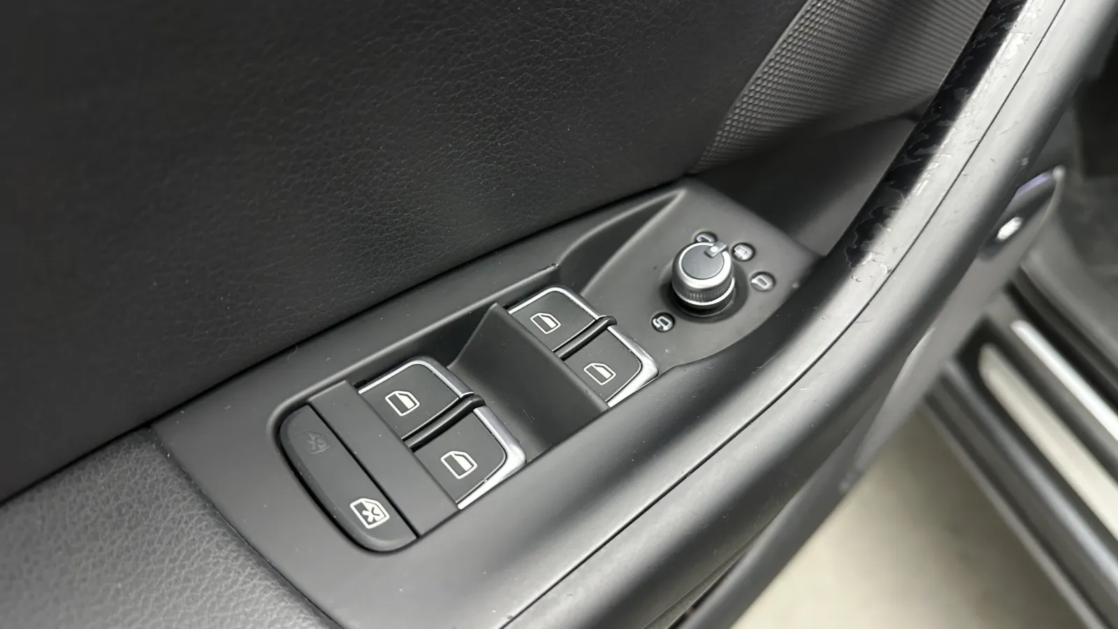 Audi Q3 photo 13