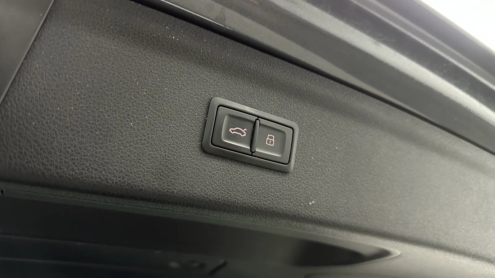 Audi Q3 photo 33