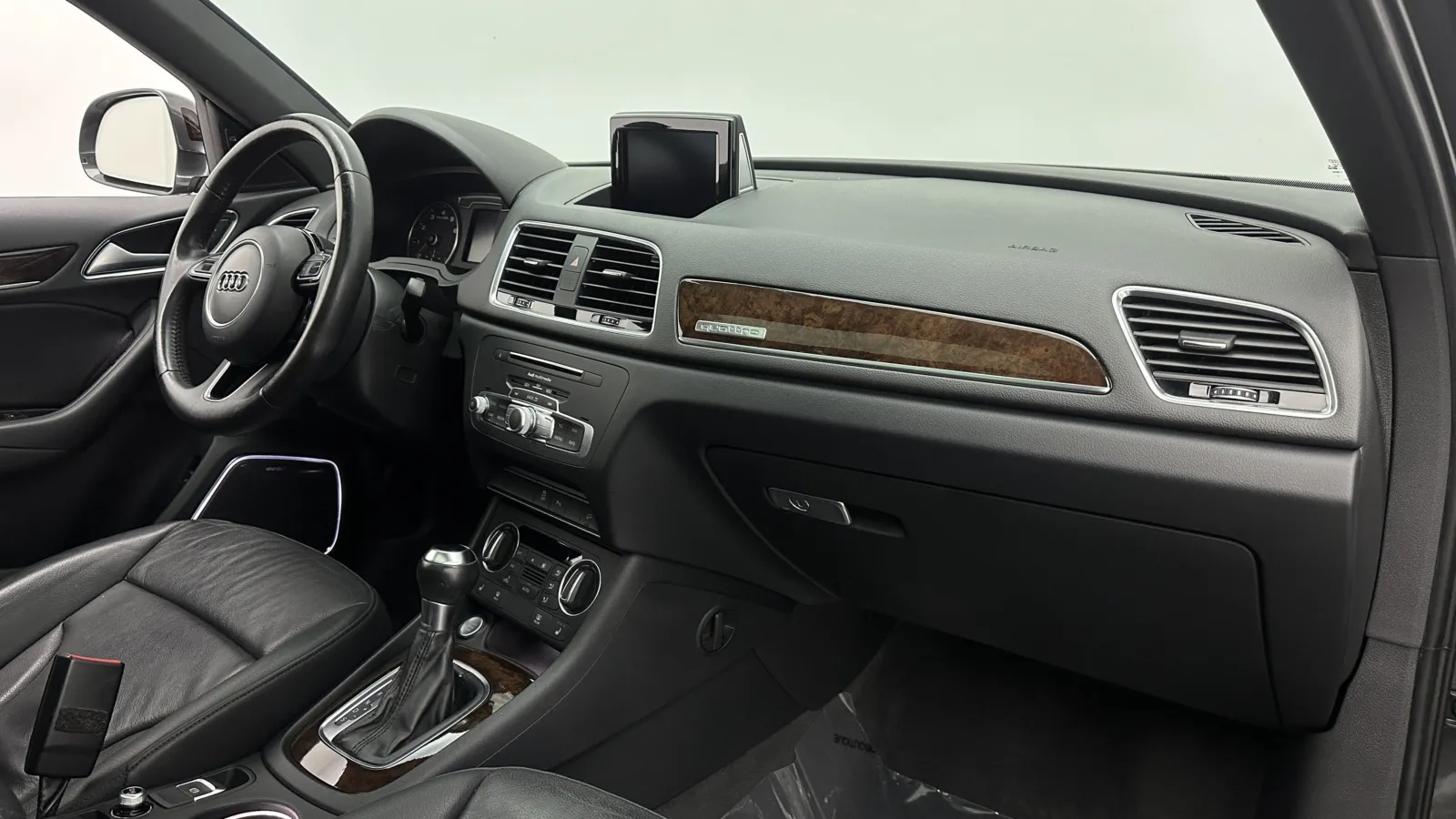 Audi Q3 photo 43