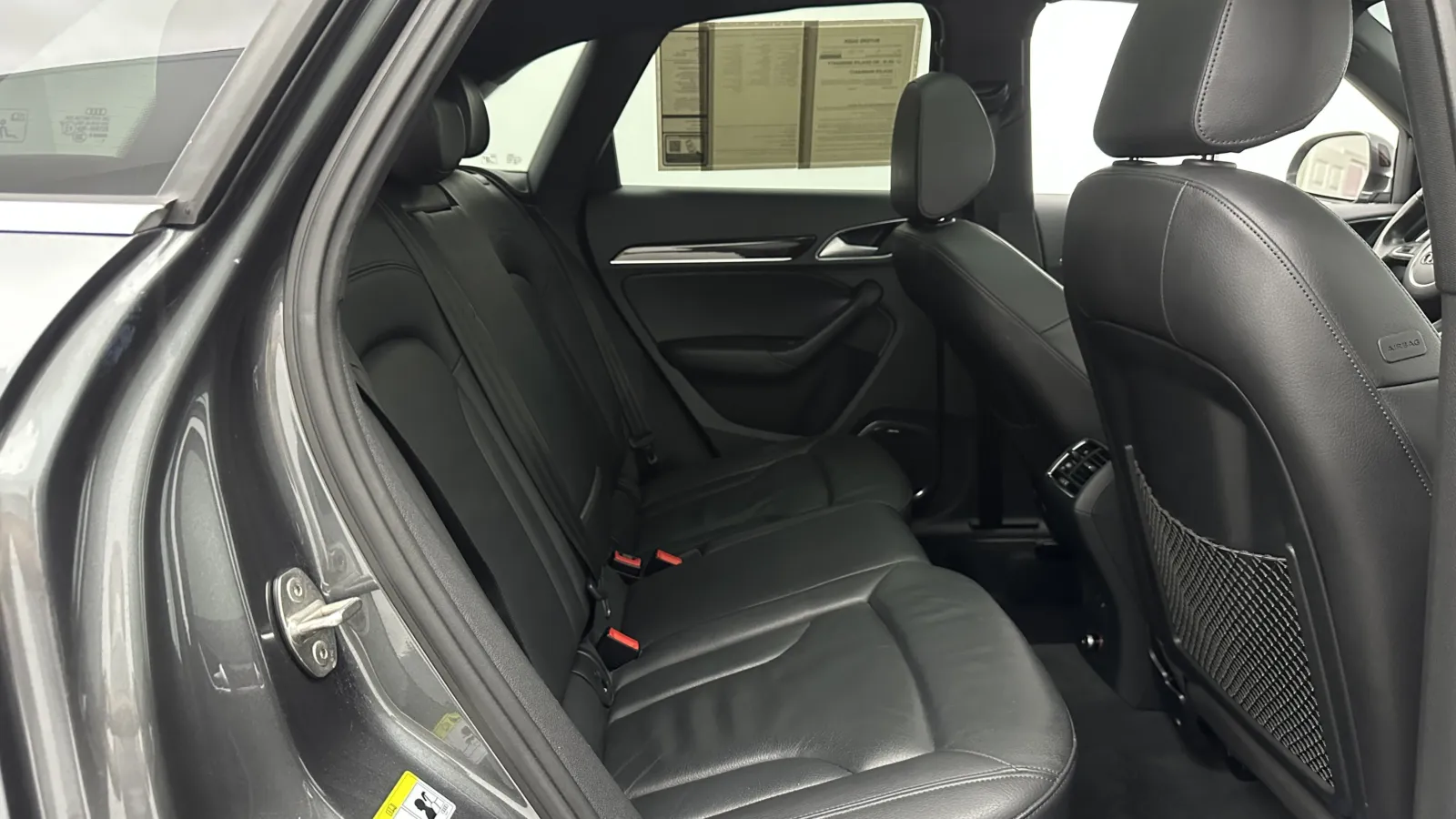 Audi Q3 photo 35