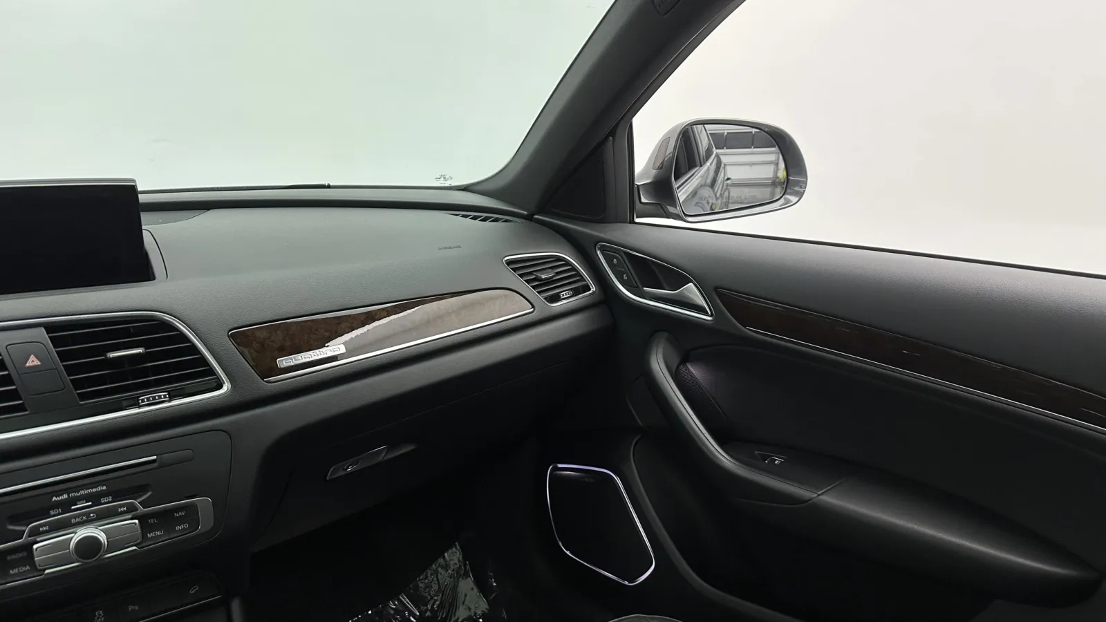 Audi Q3 photo 31