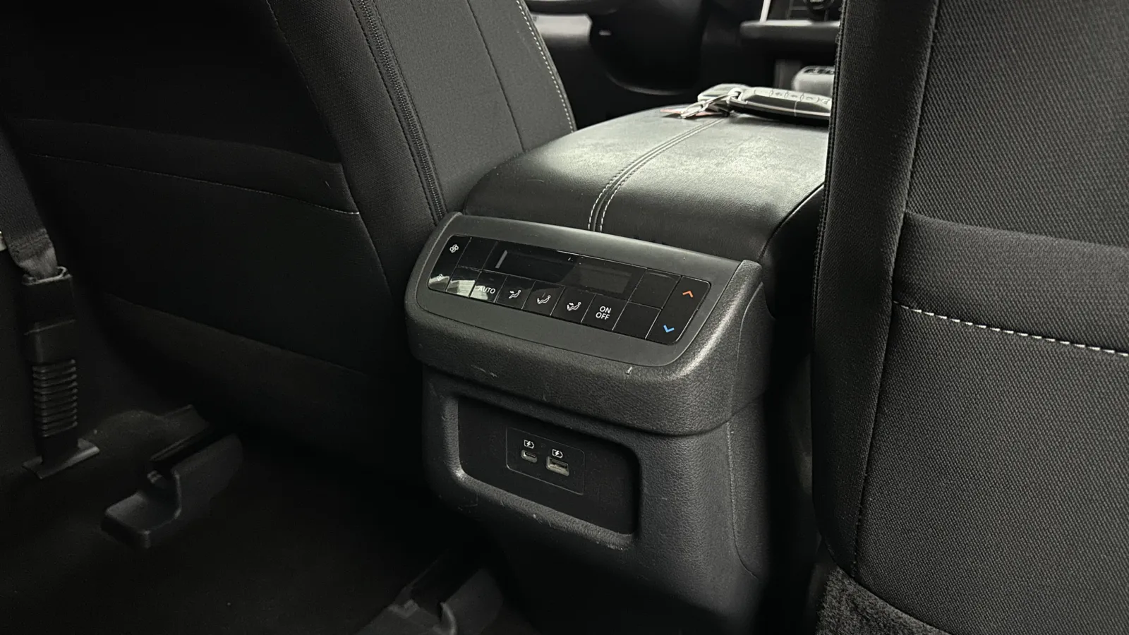 Nissan Pathfinder photo 29