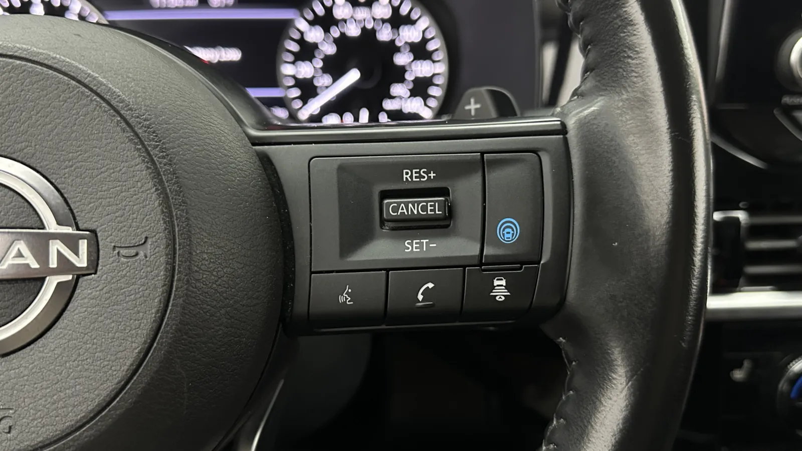 Nissan Pathfinder photo 22