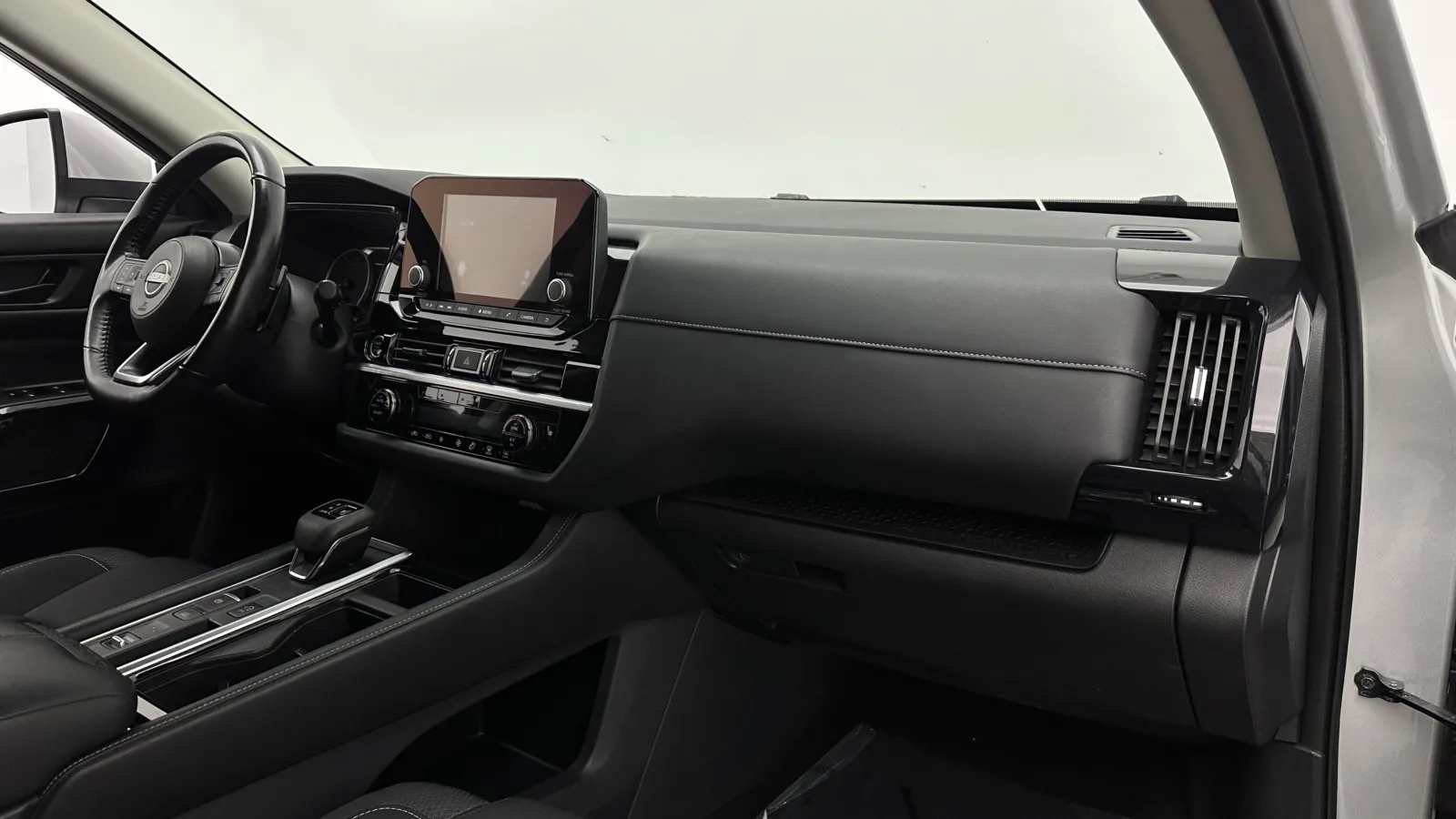 Nissan Pathfinder photo 36