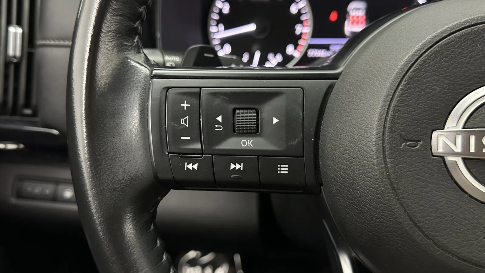 Nissan Pathfinder photo 21