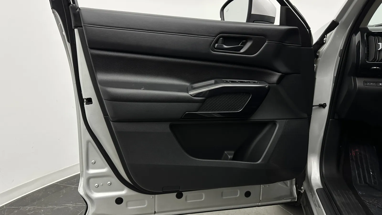 Nissan Pathfinder photo 9