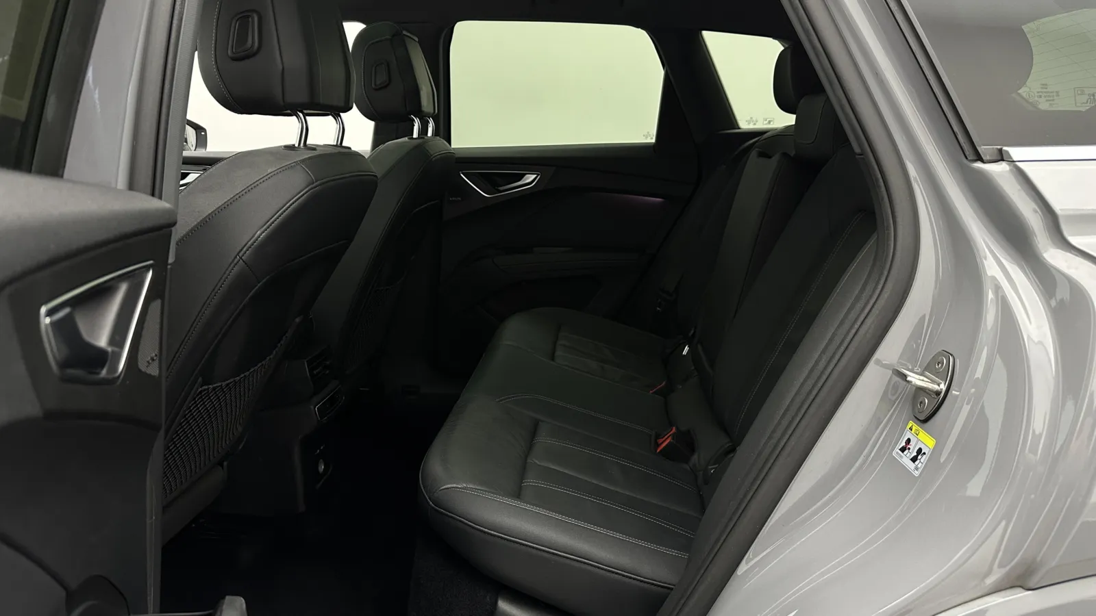 Audi Q4 photo 26