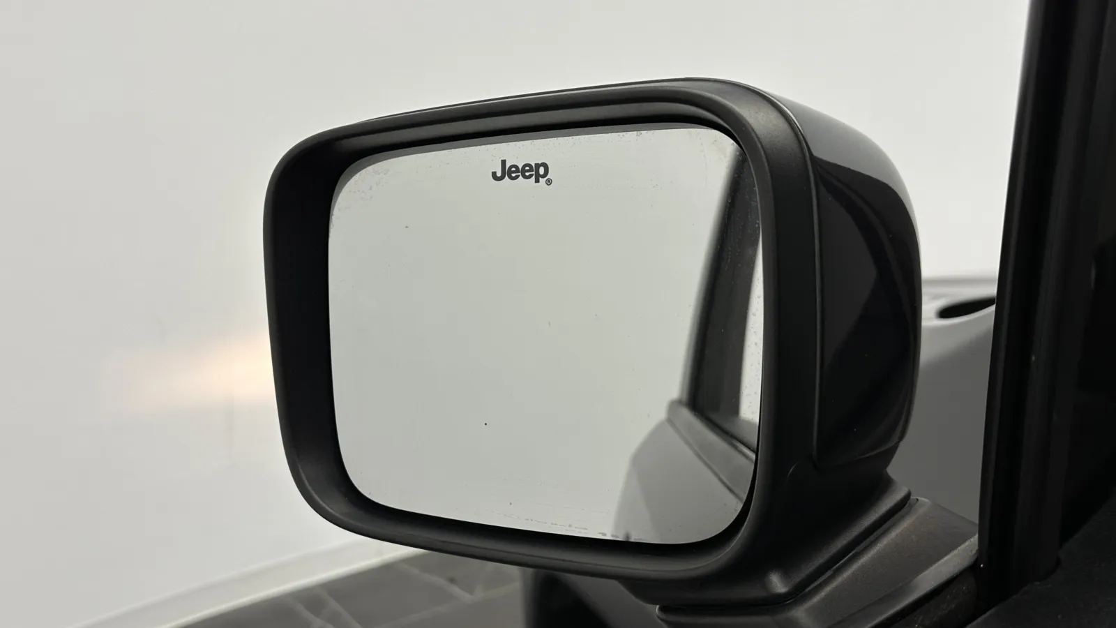 Jeep Renegade photo 13