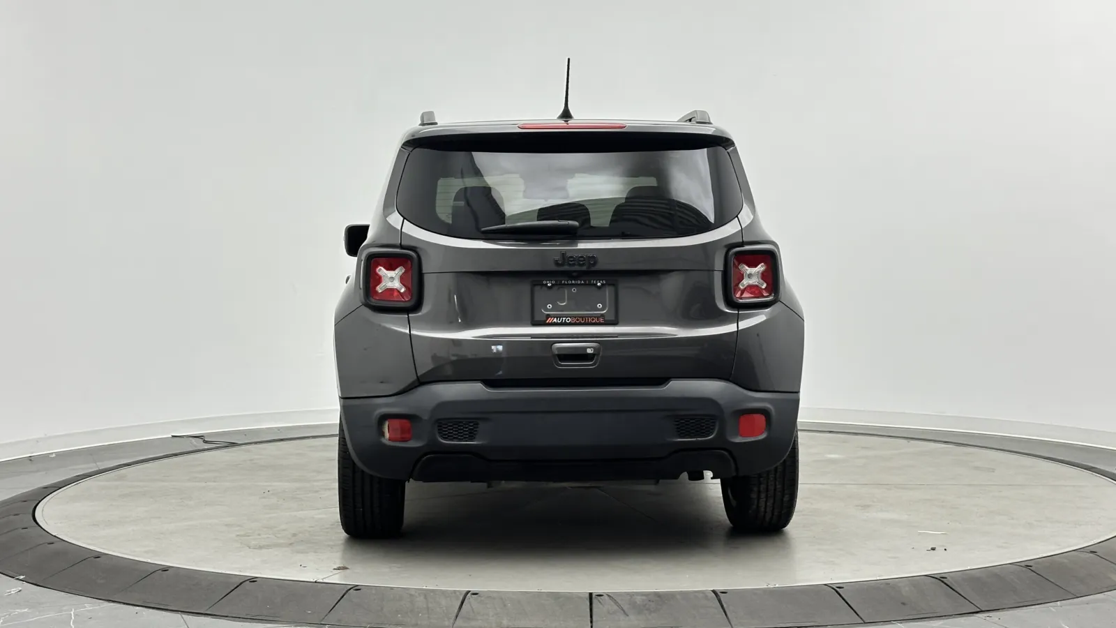 Jeep Renegade photo 6