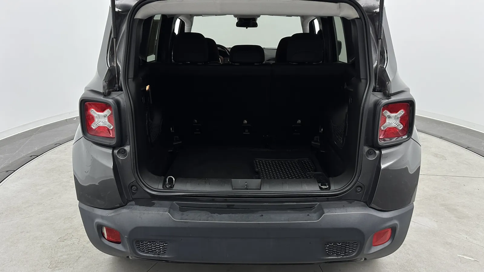Jeep Renegade photo 27