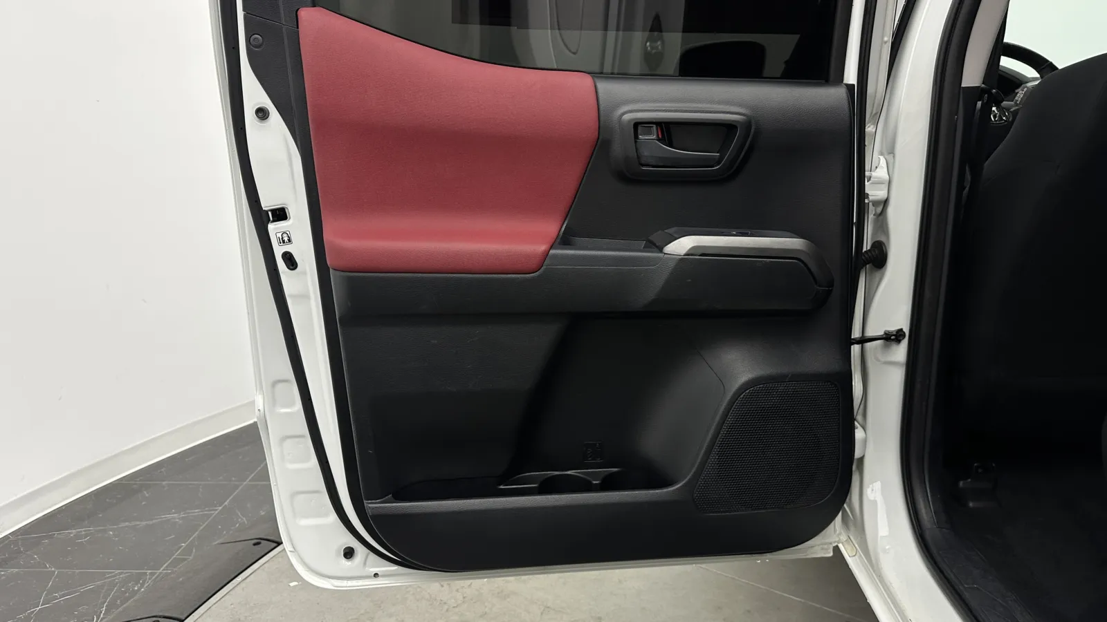 Toyota Tacoma photo 20