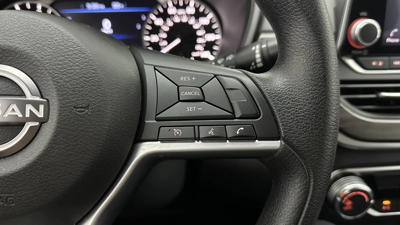 Nissan Altima photo 23