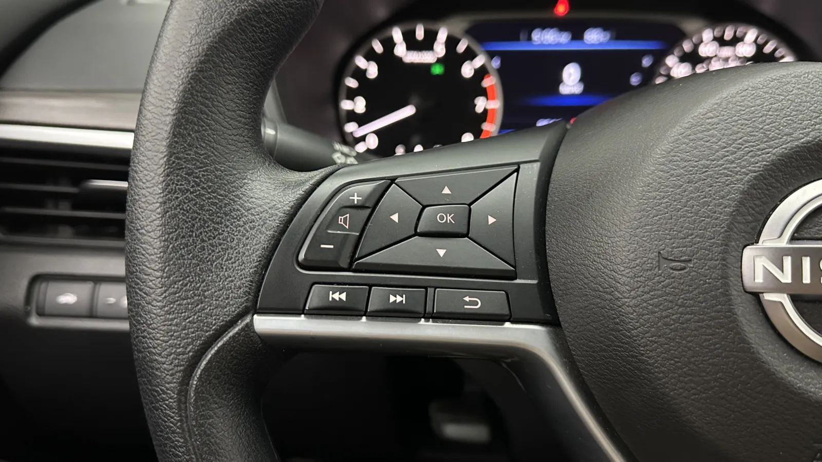 Nissan Altima photo 22