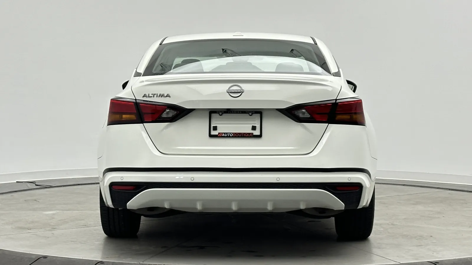 Nissan Altima photo 6