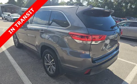 Another view of 2018 Toyota Highlander XLE for sale in Jacksonville, FL at Auto Boutique Florida