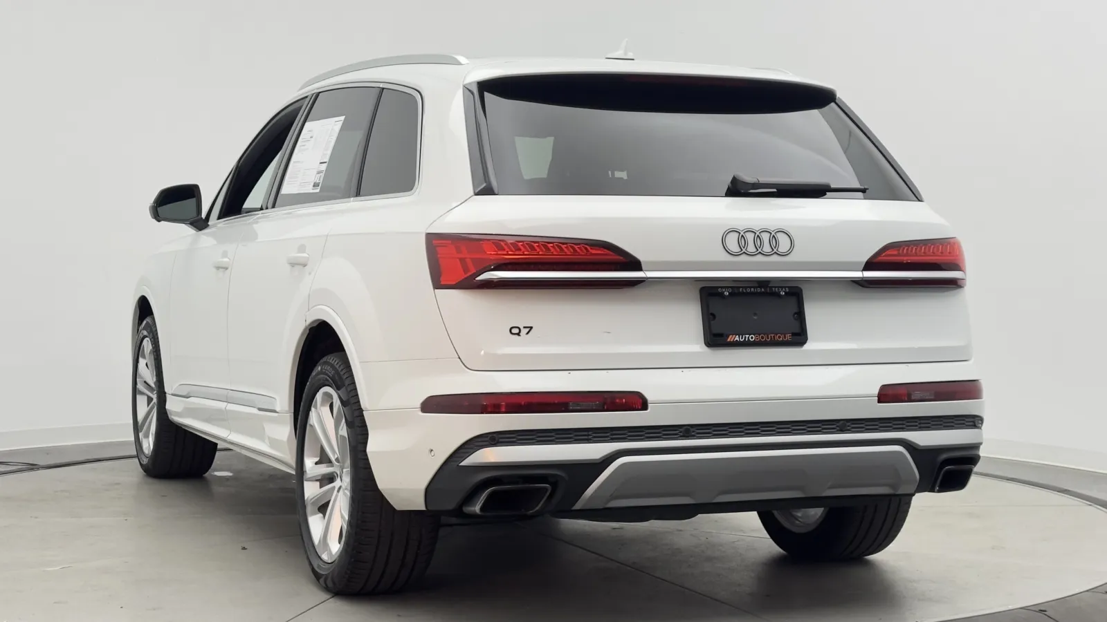 Audi Q7 photo 7