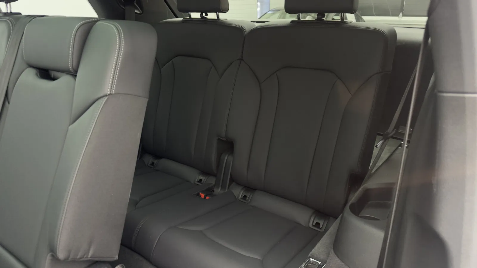 Audi Q7 photo 27