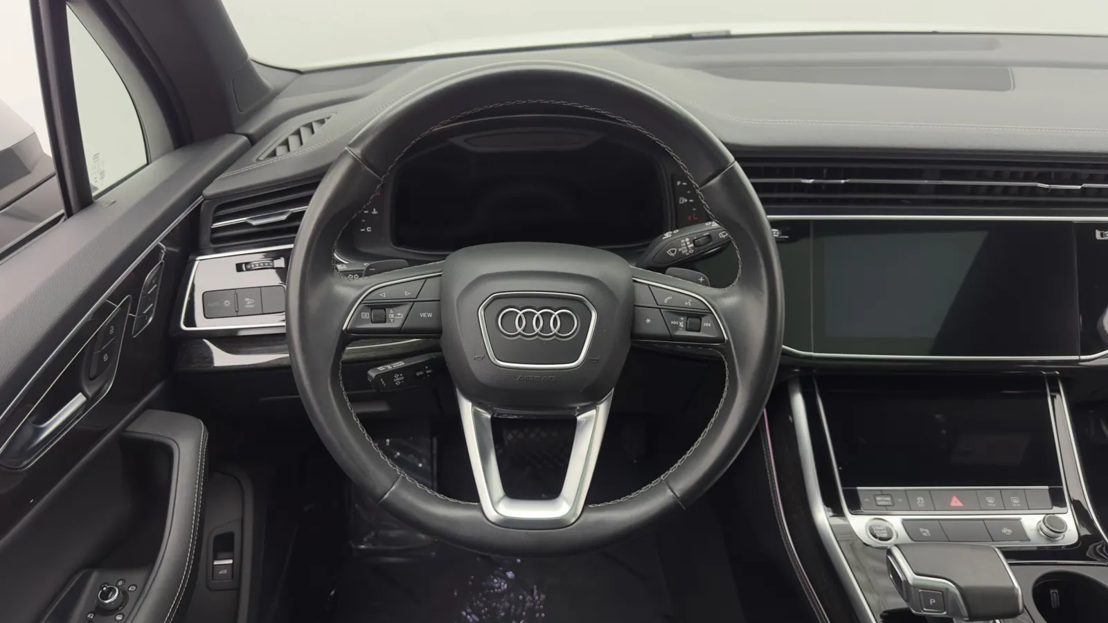 Audi Q7 photo 34