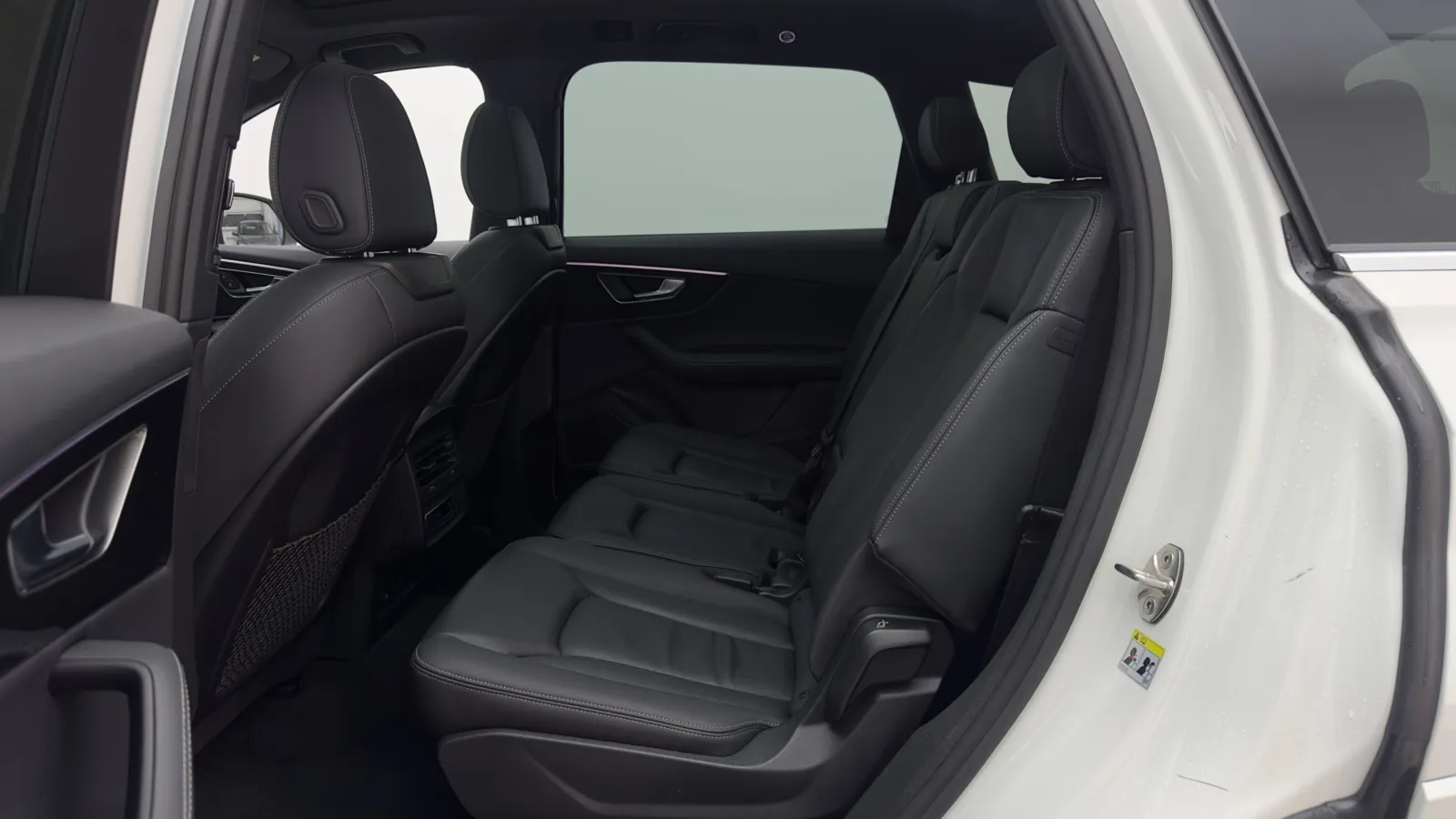 Audi Q7 photo 25