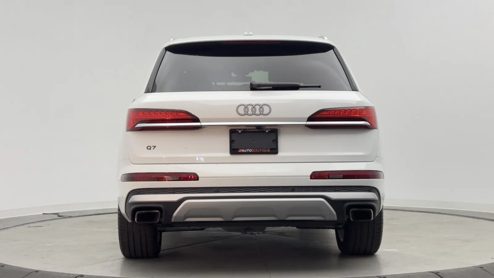 Audi Q7 photo 8