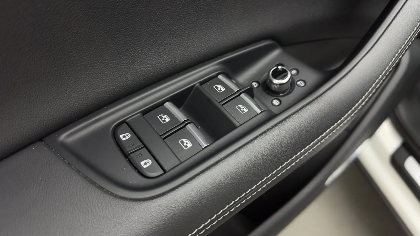 Audi Q7 photo 13