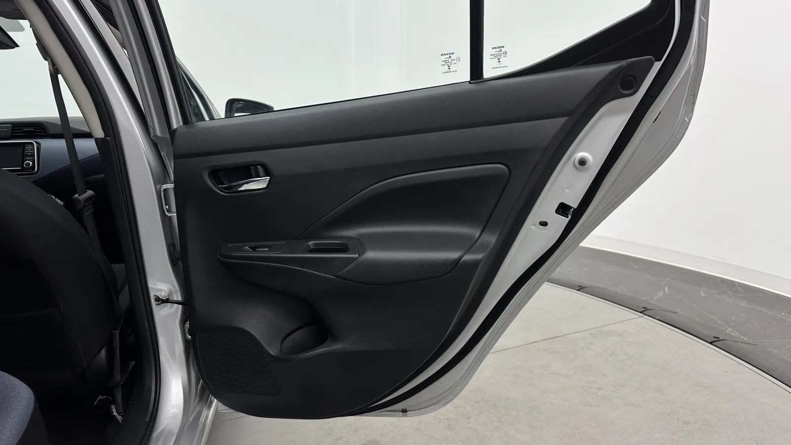 Nissan Versa photo 23